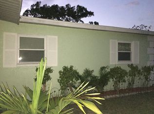 1001 Orange Blossom Ln, North Fort Myers, FL 33903