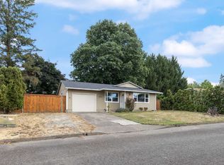 1270 N Adams St, Lafayette, OR 97127