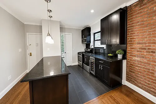 438 W 52nd St #8A Photo 1