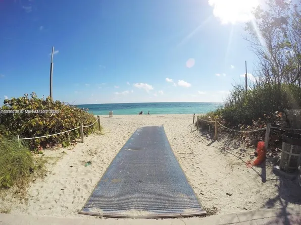 540 74th St APT 10, Miami Beach, FL 33141