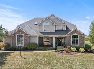 16007 Kestrel Dr, Huntertown, IN