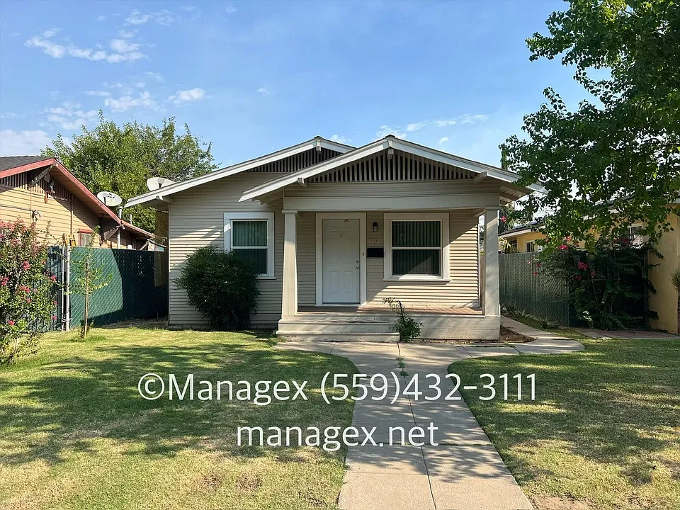 3435 E Mono St