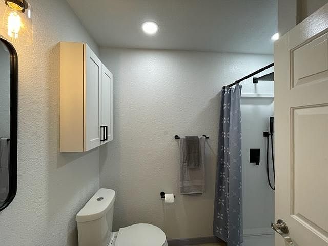 2nd image of 16010 Voelker Ln #D