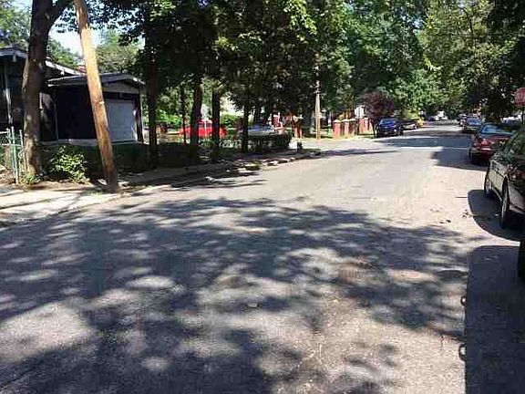 3rd image of 101 Oakland Ave