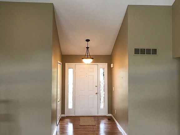 2nd image of 11880 Chesapeake Dr