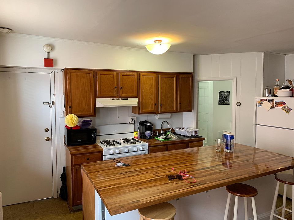 1st image of 750 S Marshall St #2