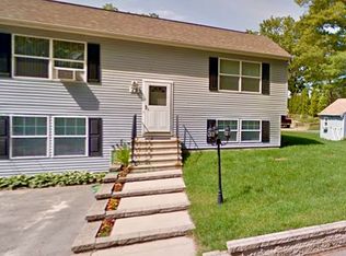 75 Greenlake Dr, Smithfield, RI 02828