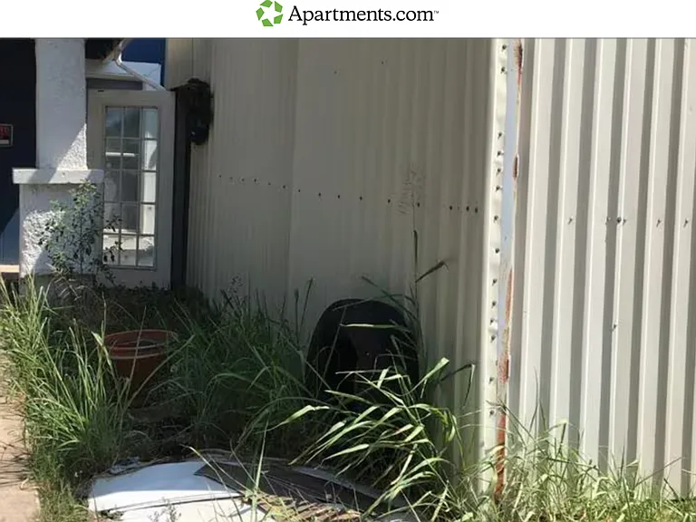 513 W 2nd St — Photo 8
