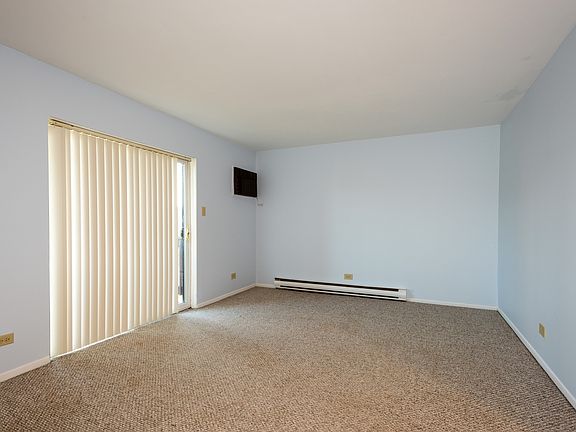 4th image of 1150 Cedar St APT 2A