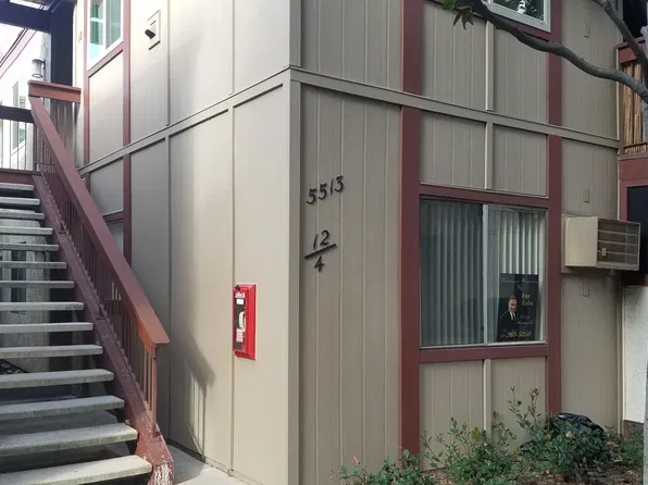 5513 Adobe Falls Rd Unit 4, San Diego, CA 92120