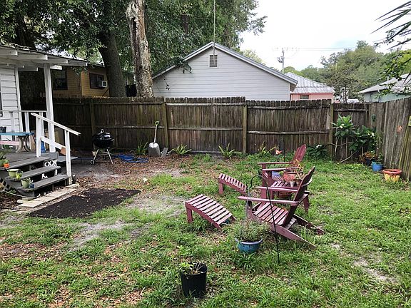 3rd image of 6 McWilliams St