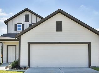 220 Lisa Marie Dr, Angleton, TX 77515