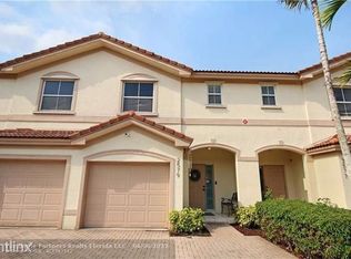 2579 Riverside Dr, Pompano Beach, FL 33065