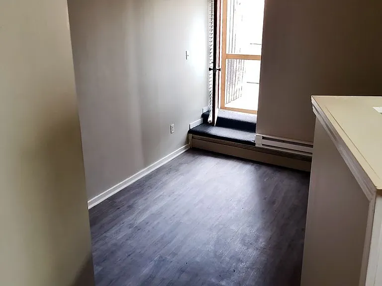 5855 Darlington Rd — Photo 50