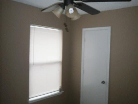 5th image of 10335 Blackjack Oaks Dr