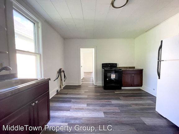 5th image of 303 N 14th St #1/2