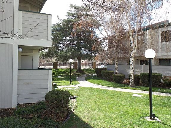 5th image of 2445 Sycamore Glen Dr