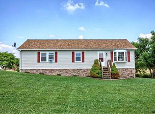 349B Smoketown Rd, Hanover, PA 17331