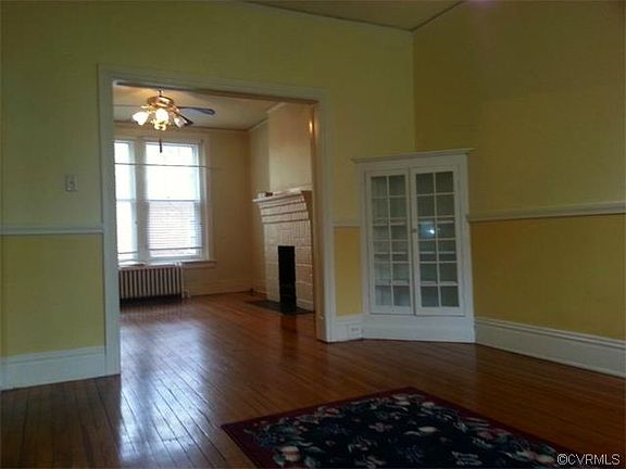 3rd image of 7 S Mulberry St
