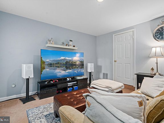 5th image of 5117 Skyline Village Ct