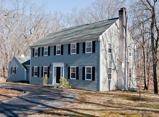 35 Charles Rd, Mount Kisco, NY 10549