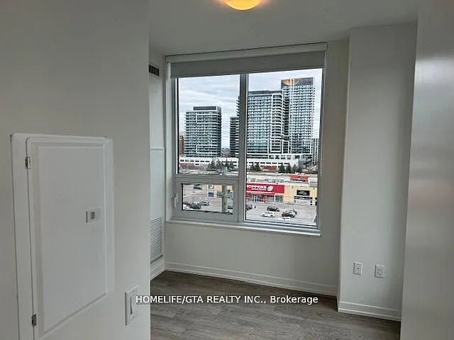 8868 Yonge St #819E — Photo 19