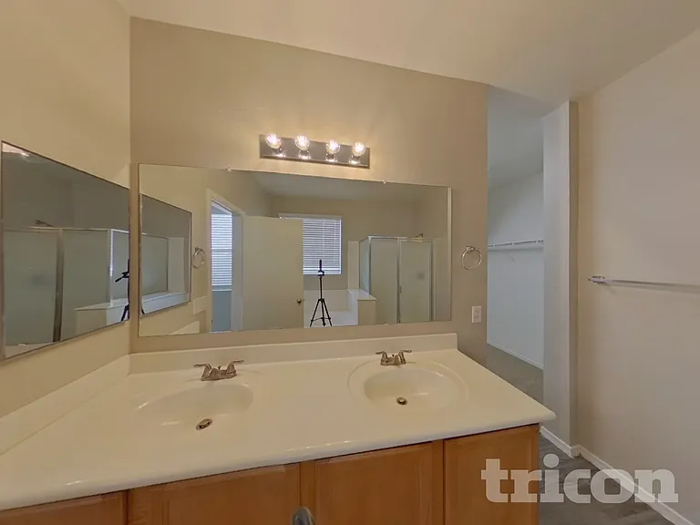 19149 N Miller Way — Photo 11