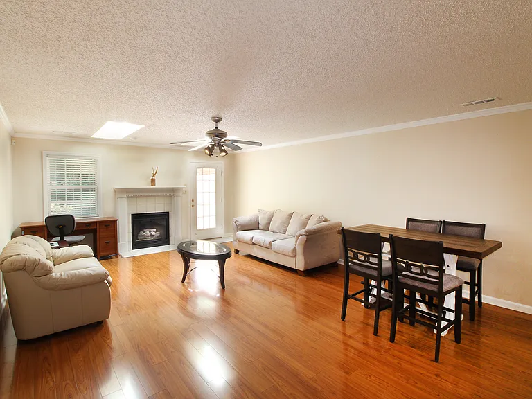 741 Harbor Way — Photo 15