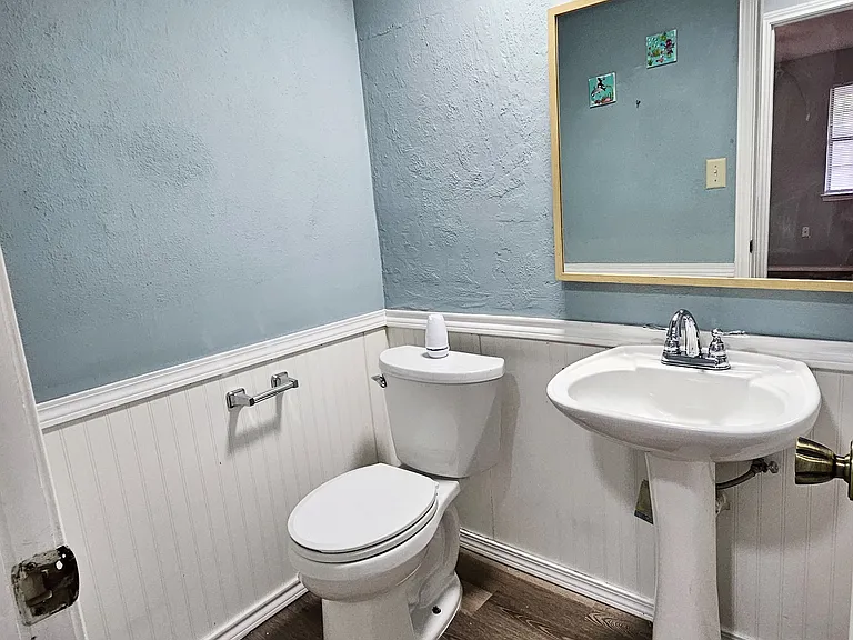 1124 Kathy Ln — Photo 23
