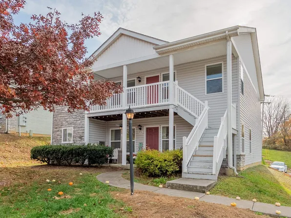 1913 Tabor Village Dr #B, Blacksburg, VA 24060