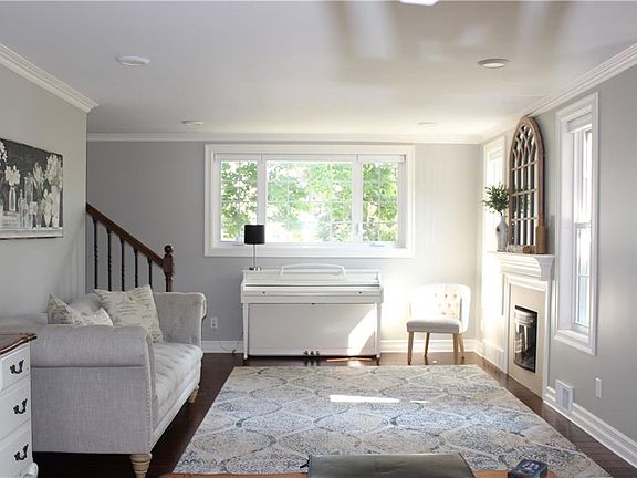 5th image of 3144 Aberdeen Ave