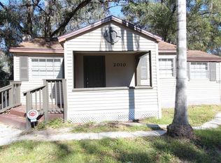 2010 E Henry Ave, Tampa, FL 33610
