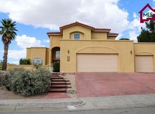 2805 Diamond Springs Dr, Las Cruces, NM 88011