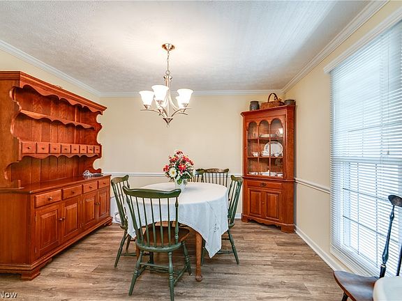 5th image of 2705 Calais Dr