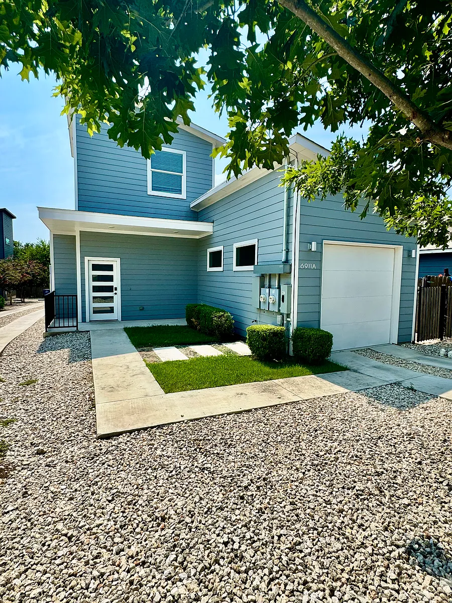 Building Photo - 6911 Meador Ave