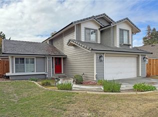 2413 Mountain Oak Rd, Bakersfield, CA 93311