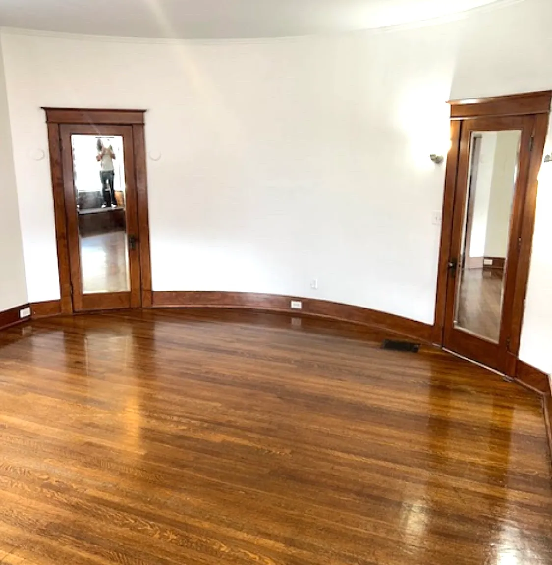 1 bed, 1100 sqft, $1,100 — Photo 4