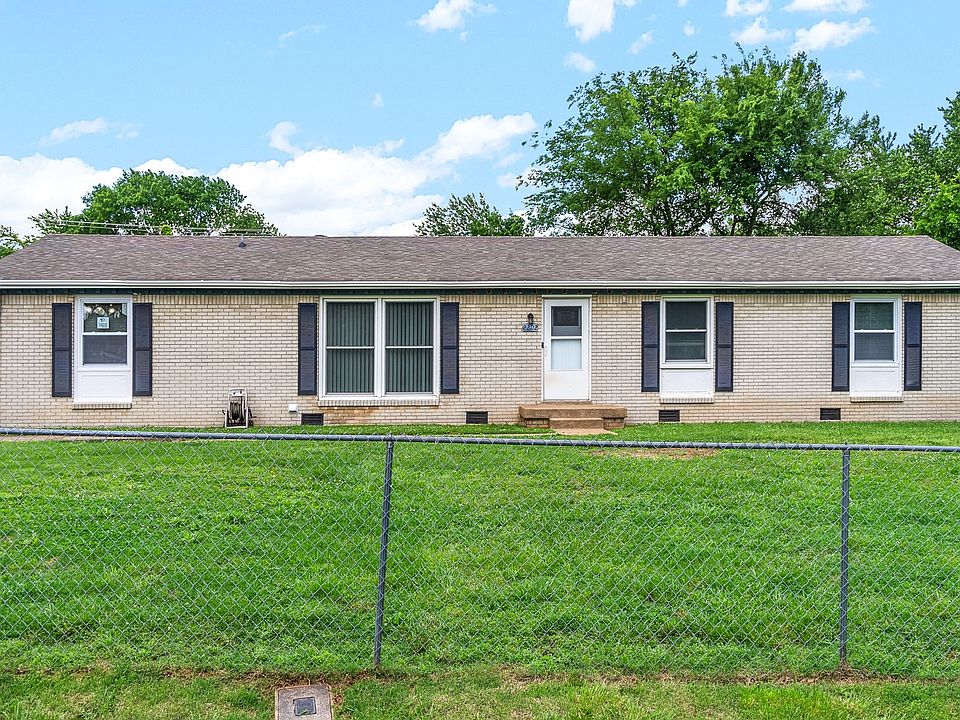 1st image of 2202 Pendleton Dr