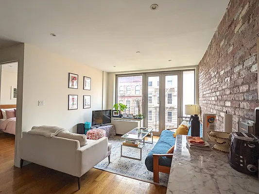 Rented by Mirador Real Estate | media 24