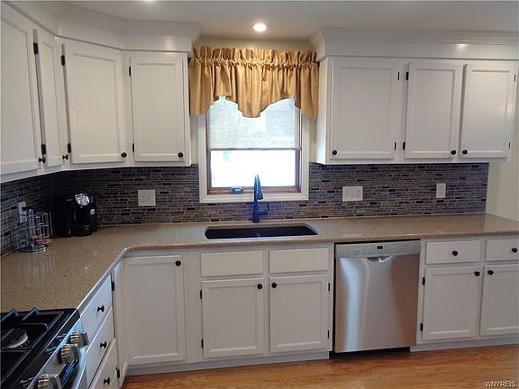 5th image of 114 Vern Ln