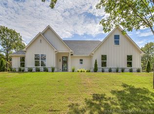 22018 W Cedar Ln, Sapulpa, OK 74066