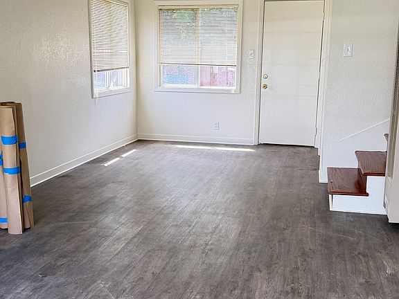 5th image of 951 Lexington Ave #951