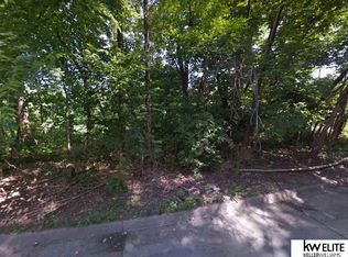 3310 Weber St, Omaha, NE 68112