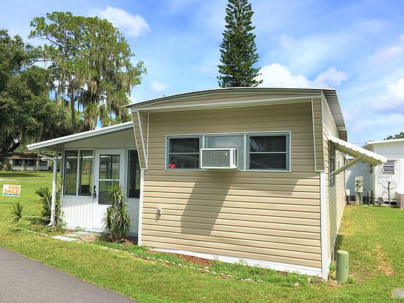 3rd image of 1208 Lee St #154