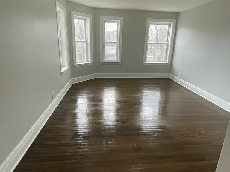 7310-12 S Stewart Ave — Photo 3