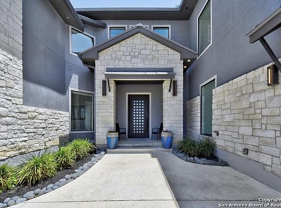 2nd image of 22712 Homestead Mesa