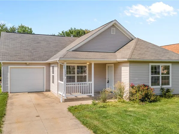 1365 Elmside St, Alliance, OH 44601