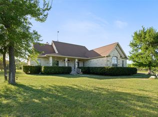 3060 Fm 1704, Elgin, TX 78621