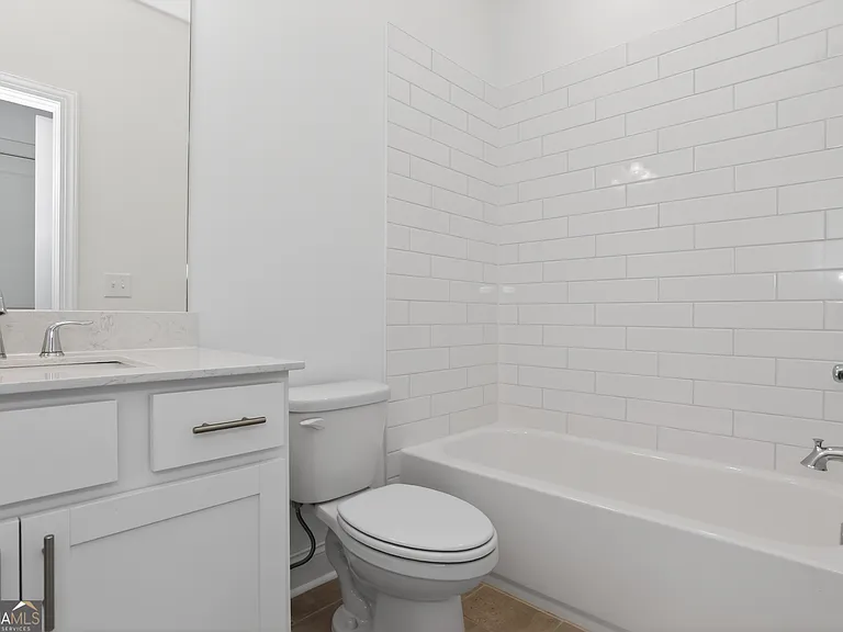 504 Sawnee Village Blvd — Photo 5