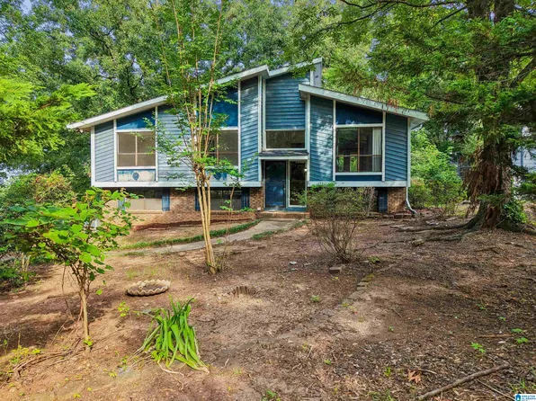 1748 Molly Dr, Birmingham, AL 35235